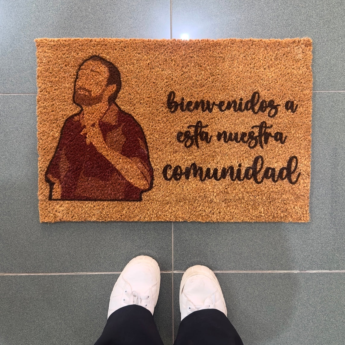 Felpudo “Bienvenidos a esta nuestra comunidad ”